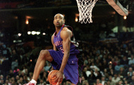 Top 10 cú dunk 'kinh khủng' nhất của Vince Carter