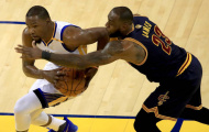 Kevin Durant đã hạ LeBron James như thế nào ở game 1 NBA Final 2017