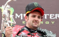 Michael Dunlop đăng quang giải đua nguy hiểm nhất thế giới