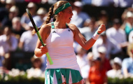 Ostapenko rạng rỡ nâng cúp sau cú sốc hạ Halep