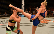Video Holly Holm hạ knock-out 'thần thánh' ở UFC FN 111