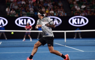Top 10 cú đánh 'quá nhanh quá nguy hiểm' của Federer