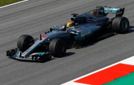 Hamilton nhận tin 'sét đánh' trước thềm GP Áo