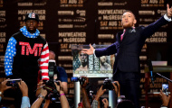 'Gã điên UFC' tuyên bố 'đập nát' Mayweather trong 4 hiệp