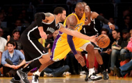 Những pha 'crossovers' vi diệu của Kobe Bryant