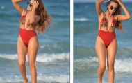 Laura Simpson diện đồ tắm trong suốt đầy khiêu khích