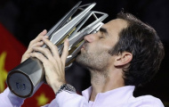 Nadal bĩu môi, Federer hôn say đắm cúp vô địch Thượng Hải Masters