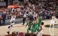 Video NBA: Những cú dunk đẹp nhất trong tuần khai màn
