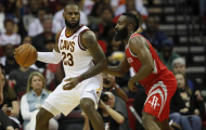 Các đối thủ lo ngại viễn cảnh mất LeBron James vào tay Rockets