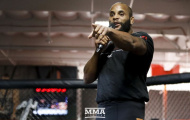 Người hâm mộ UFC với cái nhìn về chân giá trị nơi Daniel Cormier
