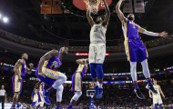 Clip nóng: Joel Embiid đè bẹp Anthony Davis