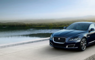BÁNH Jaguar XJ50 đánh dấu 50 năm mẫu sedan huyền thoại của gia đình ‘báo đốm’