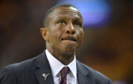 Dừng bước sớm ở vòng Playoffs, Toronto Raptors xem xét tương lai của HLV Dwane Casey