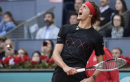 Video đánh bại Thiem, Zverev lần đầu vô địch Madrid Open