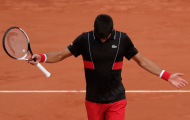 Vòng 4 Roland Garros: Djokovic thắng dễ, Zverev lại hút chết