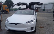 Việt Nam đón thêm siêu xe điện Tesla Model X P100D thứ tư