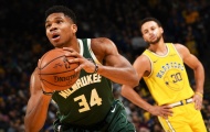 Curry chấn thương, Bucks chấm dứt chuỗi trận 'bắt nạt' của Warriors