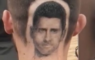 Fan Djokovic 'thửa' kiểu đầu theo hình thần tượng