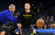 Bất lực nhìn Warriors thua đau, Curry sẽ tái xuất ở trận tới