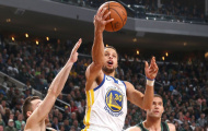 Golden State Warriors đè bẹp 'Bầy hươu' và lập kỷ lục mùa giải
