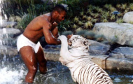 Vì sao Mike Tyson lại nuôi hổ làm thú cưng?