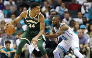 Giannis Antetokounmpo quyết đấu Kemba Walker