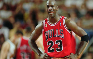 Chiếc áo của huyền thoại bóng rổ được rao bán nửa triệu USD