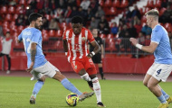 Cựu cầu thủ M.U lập hat-trick kiến tạo trong 5 phút cho Almeria