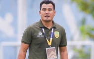 Giúp đội nhà thăng hạng, cựu tiền đạo tuyển Việt Nam nhận 'trái đắng'