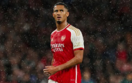 Arsenal thở phào vì Saliba