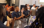 Sao Chelsea trình diễn, Mbappe cười thả ga