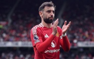 Bruno Fernandes từ chối lương khủng, khẳng định ở lại Manchester United