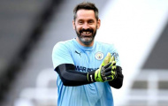 Scott Carson gây tranh cãi với sự nghiệp nhiều danh hiệu tại Man City