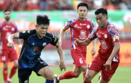 Ba đội bóng Quảng Nam, Đà Nẵng và Bình Định căng mình trụ hạng V-League