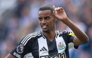 Newcastle chịu áp lực giữ Alexander Isak trước sự chèo kéo của Liverpool, Arsenal