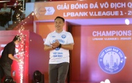 HLV Việt Nam tham dự khóa học Pro tại Nhật, vừa học vừa chỉ đạo từ xa