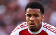 Nwaneri cam kết tương lai dài hạn với Arsenal và mục tiêu lớn ở Ngoại hạng Anh