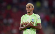 Lamine Yamal và màn khởi đầu rực rỡ: Người giữ lửa mới cho chiếc áo số 10 của Barcelona