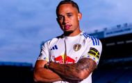 Leeds phá kỷ lục Ngoại hạng Anh với thương vụ Okafor từ Milan