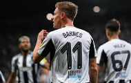 Harvey Barnes tỏa sáng rực rỡ, Newcastle đè bẹp Benfica của Mourinho
