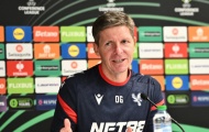 HLV Oliver Glasner tuyên bố đã “đọc vị” Arsenal trước đại chiến Premier League