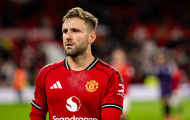 Gary Neville chỉ trích Luke Shaw thiếu quyết liệt trong thất bại của Man United