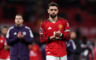 Bruno Fernandes tỏa sáng nhưng không thể cứu Manchester United
