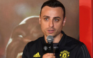 Berbatov lo ngại hệ thống phòng ngự Man United sau màn rượt đuổi tại Old Trafford