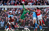 Man City bứt tốc, Arsenal có dấu hiệu sa sút