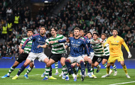 Arsenal dùng bóng chết trị chiêu dị của PSG