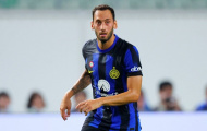 Man United chưa liên hệ Inter Milan về Calhanoglu