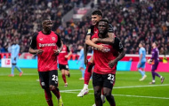 Erik ten Hag có chiến thắng đầu tiên đầy hy vọng cùng Leverkusen