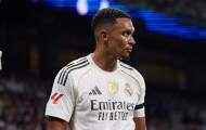 Alexander-Arnold ra mắt Real Madrid thảm họa, fan Liverpool hả hê 'ăn mừng'