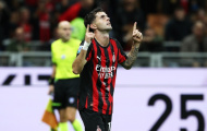 Pulisic tỏa sáng rực rỡ, AC Milan hạ Napoli dù chơi thiếu người